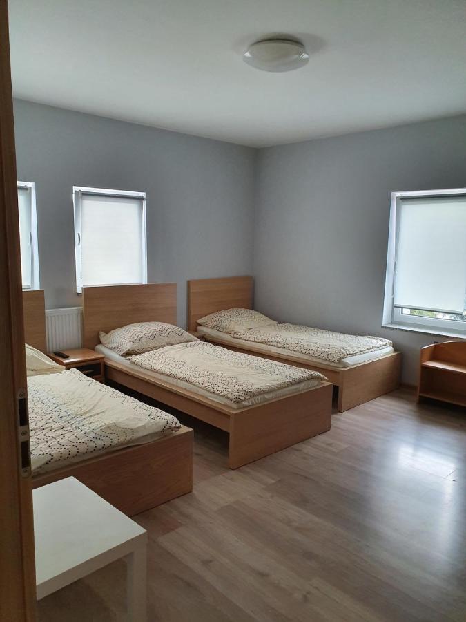 Kamienica Zerniki Wroclawskie Extérieur photo